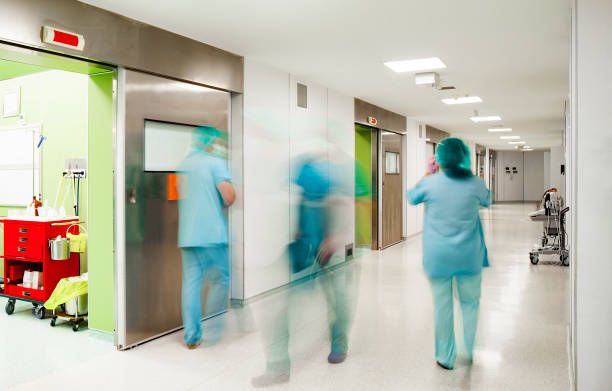 istock Surgery blurred doctors hospital 638537658