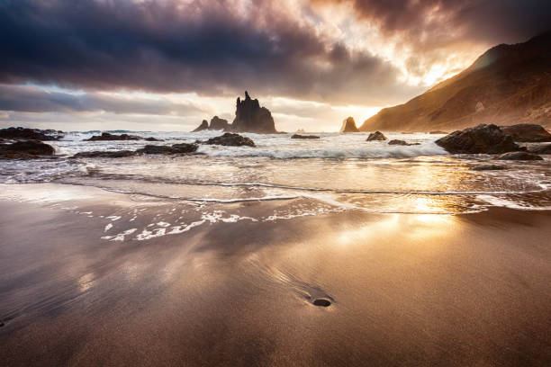 istock Canarian island sunrise 638552972