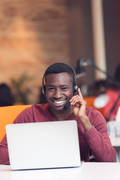 istock Customer Service agent in an startup office with laptop 638599408