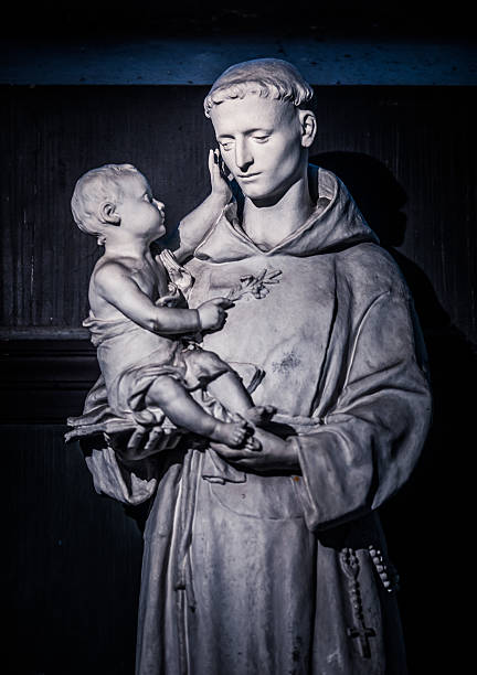 Saint Anthony Of Padua Stock Photo - Download Image Now - St. Anthony of  Padua, Statue, Catholicism - iStock