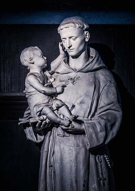 Saint Anthony of Padua Saint Anthony of Padua at Saint-Sulpice church in Paris st anthony of padua stock pictures, royalty-free photos & images