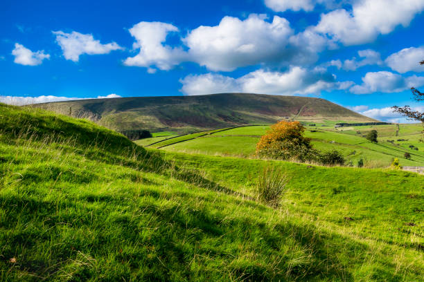 istock Pendle Hill On Sunny Day 638634754