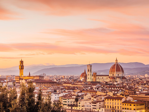El horizonte de Florencia al atardecer photo