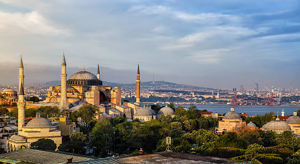 museo de hagia sophia en estambul, turquía  - byzantine aya sofya light lighting equipment fotografías e imágenes de stock