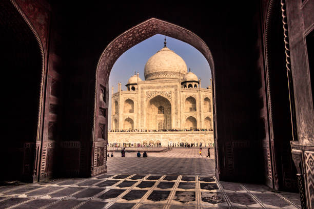istock November 02, 2014: Archway to the Taj Mahal 638700606