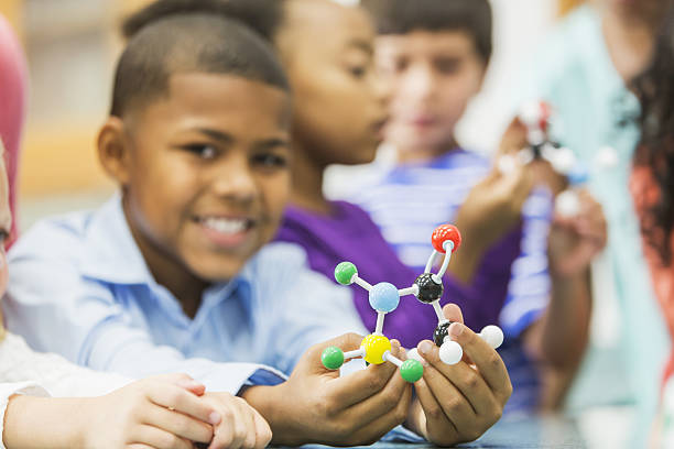 Science Research Elementary 190+ Focused Elementary Age Stem Students Work In Science Lab Stock ...