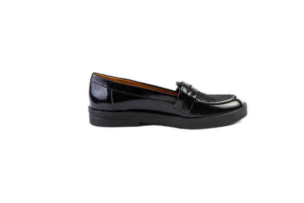 istock Spring shoes on a white background, online catalog 638732986