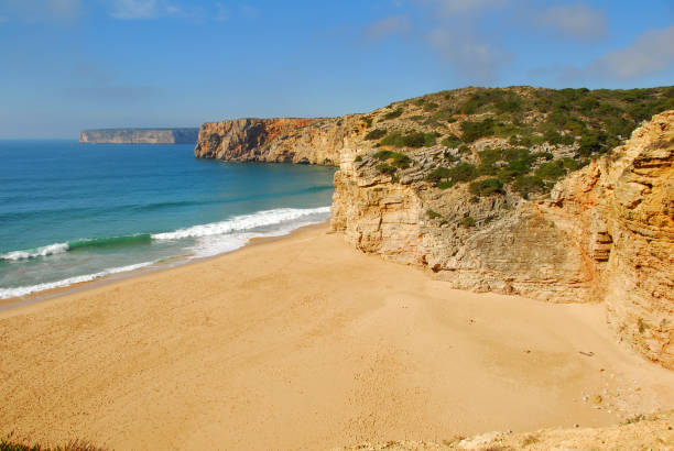 istock Bunk beach, algarve, sud portugal 638753318