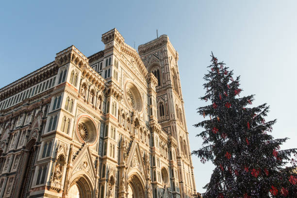 istock Florence Duomo and christmas tree. 638784408