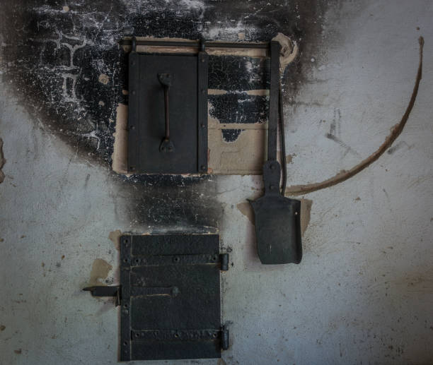 istock The old and ancient oven in a farmhouse 638788674
