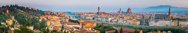 florencja landmark wschód słońca panorama duomo wille wieże cityscape toskania włochy - florence italy zdjęcia i obrazy z banku zdjęć