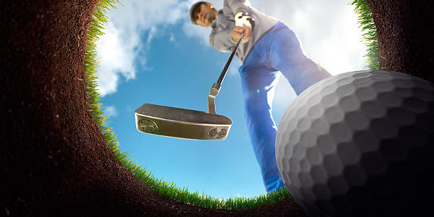 golf: punto di vista dall'interno della buca - golf panoramic golf course putting green foto e immagini stock