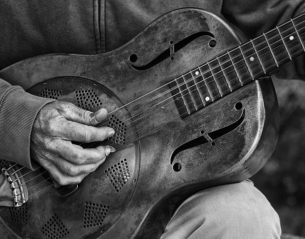 gitara gracz szczegóły - musician close up human hand black zdjęcia i obrazy z banku zdjęć
