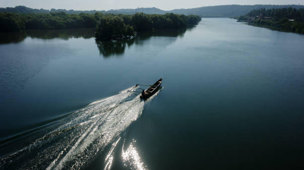 istock Indian boatman driving lake trace 638847288