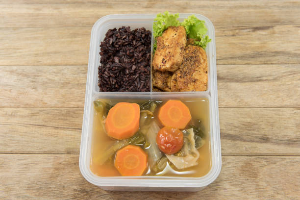 istock Hot and sour curry with tamarind sauce and mixed vegetables 638849558