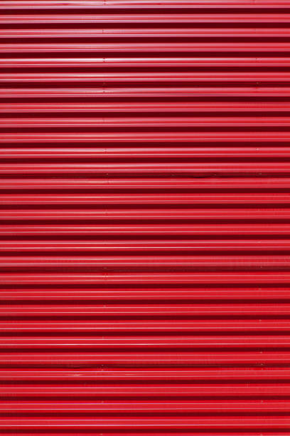 스트라이프 레드 스틸의 패턴 - corrugated iron metal red background red stock illustrations