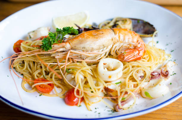 istock Seafood pasta Spaghetti big shrimp, Prawns, 638881068