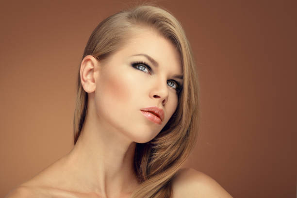 istock Fashion hairstyle model 638885592