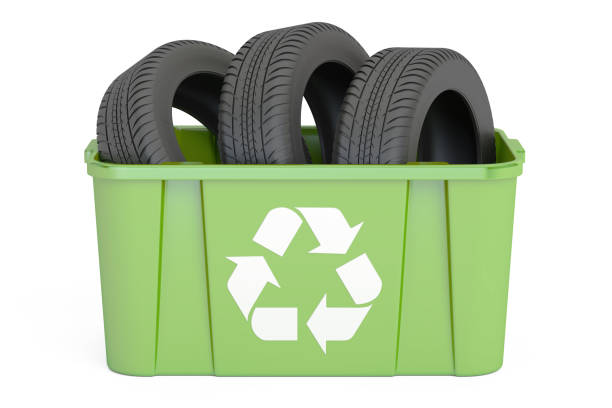 переработка мусорного бака с шинами автомобиля, 3d рендеринга - tire recycling recycling symbol transportation стоковые фото и изображения