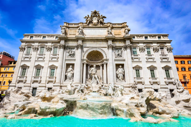 istock Rome, Italy - Fontana di Trevi 638906568
