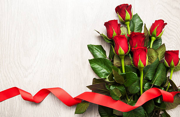 istock Roses and red hearts 638911962