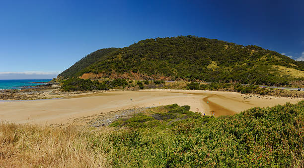 istock Journey along the great ocean road. 638912470