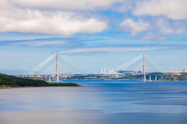 istock Russky Russian Bridge, Vladivostok 638943732