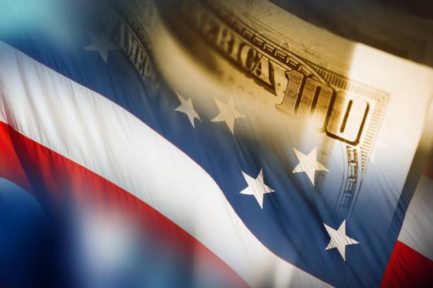 istock American Dollars and the Flag 638948638
