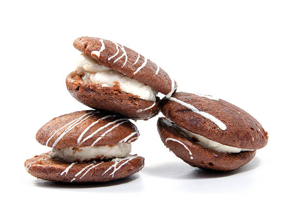 istock Gingerbread with chocolate isolated on the white background 638969938