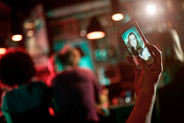 istock Taking a selfie in the bar 638995570