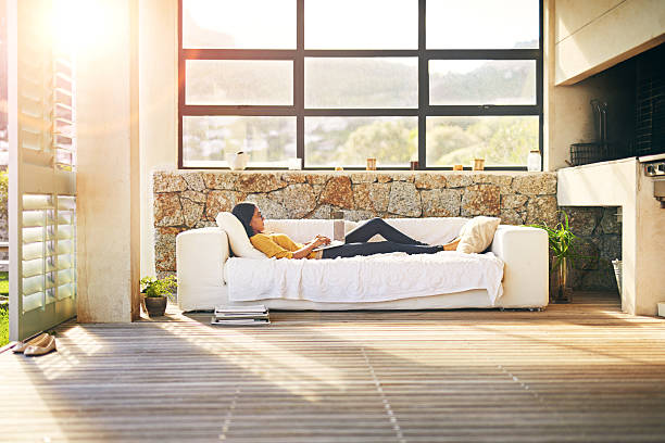 istock Bringing the world closer to her with wireless technology 638999648