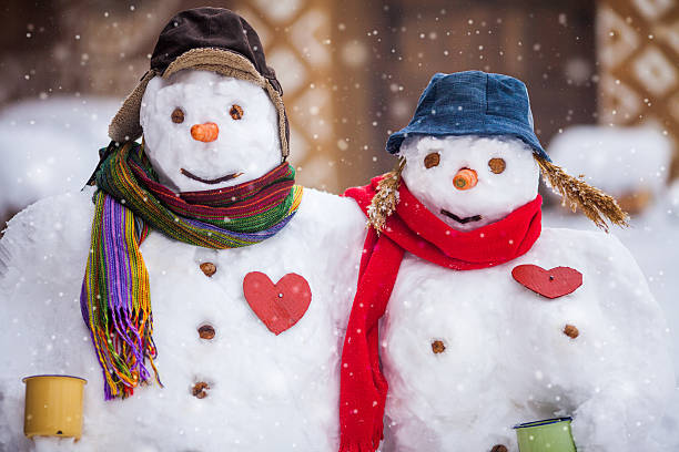 istock Snowman family 639003368