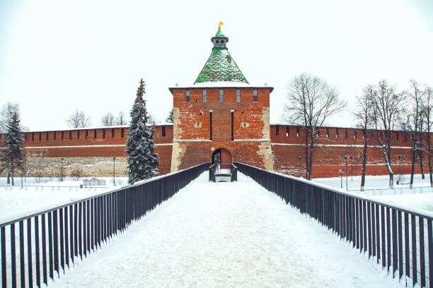 veduta del cremlino di nižnij novgorod - novgorod foto e immagini stock