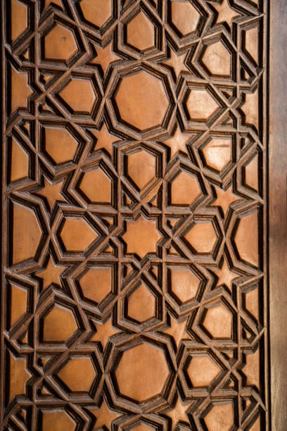 istock Ottoman art in geometric patterns on wood 639011962