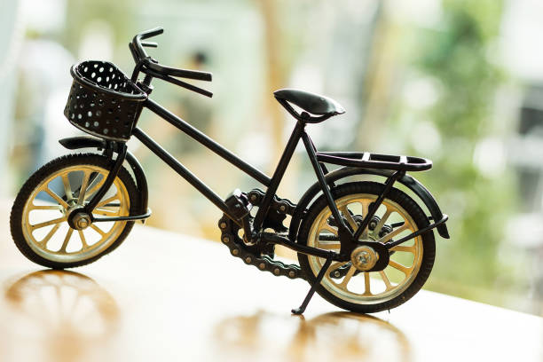 istock Toy bike 639019304
