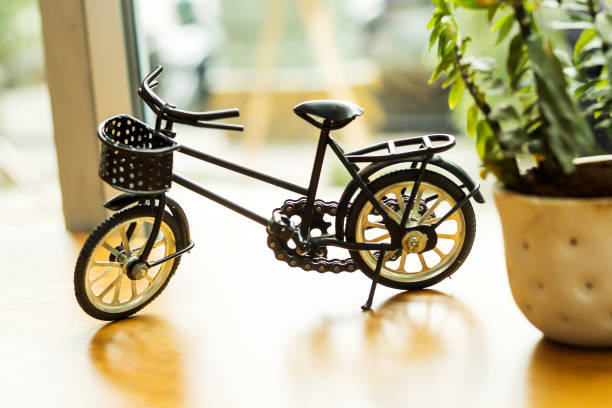 istock Toy bike 639019346