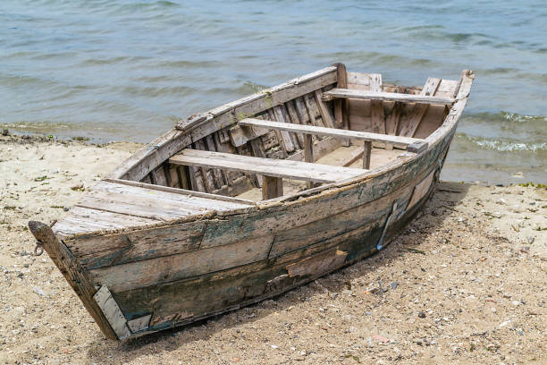 istock Old wooden boat 639020118