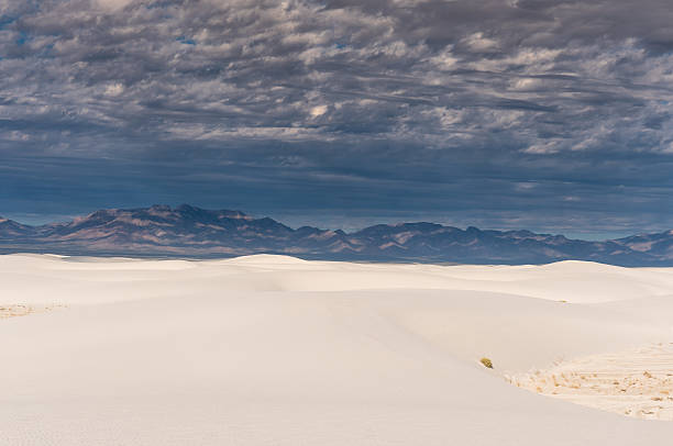istock Overcast Day at White Sands National Monument 639039682