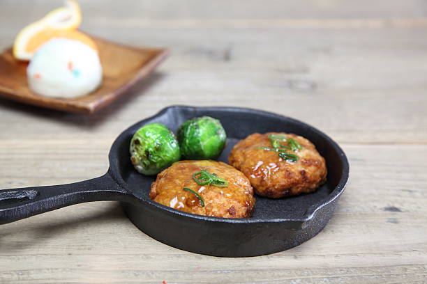 japanese hamburger steak made from tofu and minced meat - salisbury steak imagens e fotografias de stock