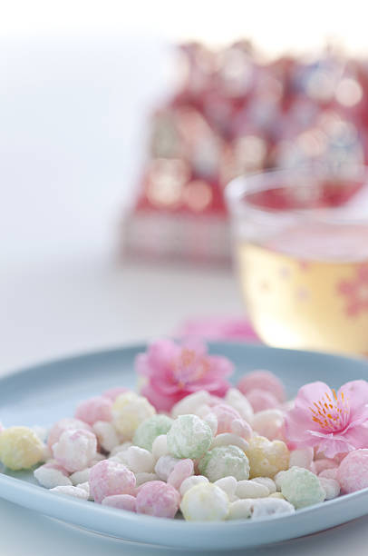 istock Wagashi for Hinamatsuri 639062538