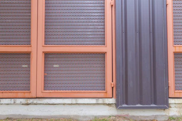 istock door in modern building 639062614