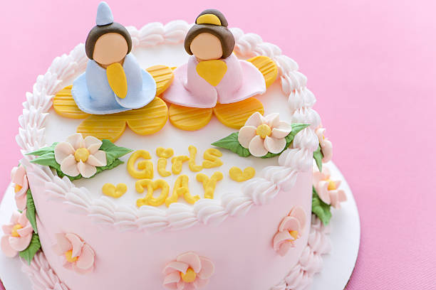 Marzipan cake for Hinamatsuri