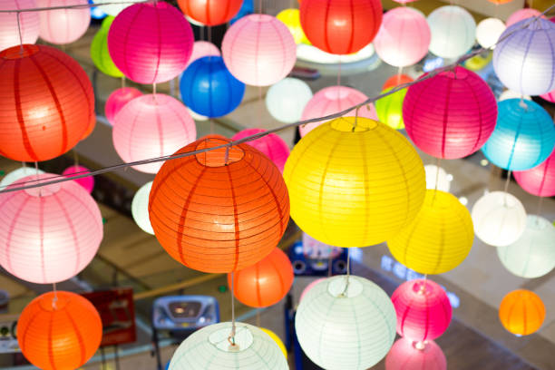 istock sea of colorful lanterns 639069154