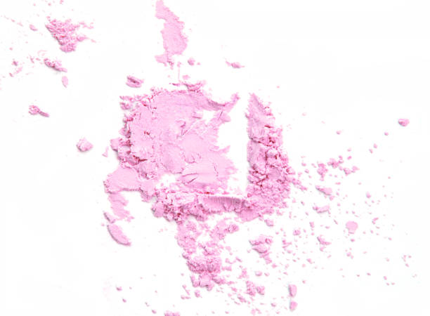 istock Cosmetic Crushed powder. Eyeshadow Cosmetic Powder Scattered 639070020
