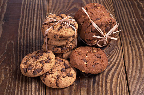 istock Cookies with chocolate 639075040