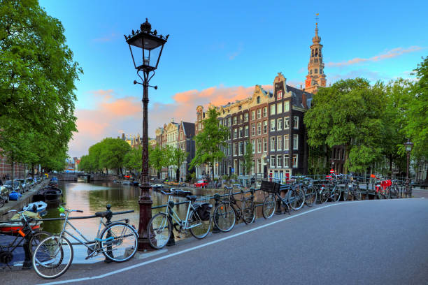 istock Canal bridge lantern Amsterdam 639093210