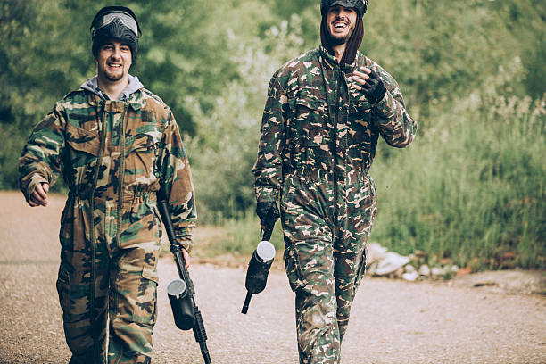 istock Paintball Friends 639095516