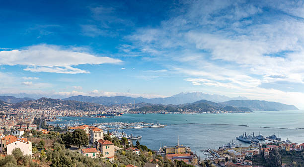 la spezia, włochy - xxxl panorama - la spezia zdjęcia i obrazy z banku zdjęć