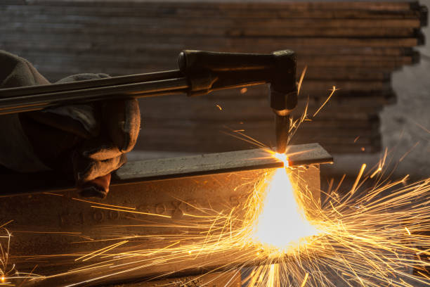 istock Worker metal Cutting With acetylene welding cutting torch 639124762