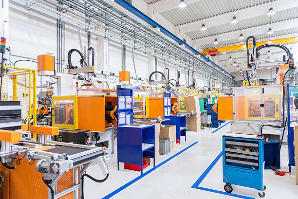 istock Injection moulding modern machines in factory 639126490